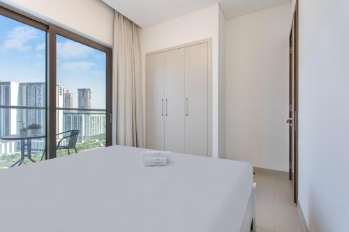 STAY BY LATINEM Luxury 1BR Holiday Home CV B1311 near Burj Khalifa, Dubai (photo 10)