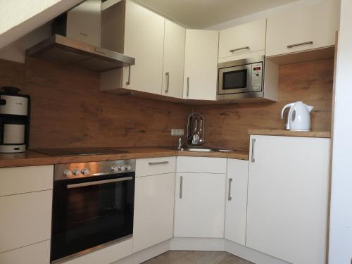 Apartment with Balcony image 10