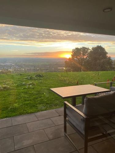 Seadmed, Panorama-Paradies im Rheintal in Weitersburg
