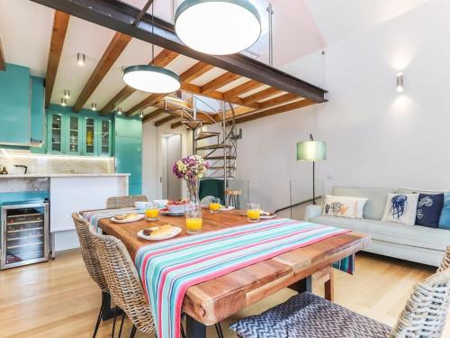 Vita Portucale ! Setubal Deluxe Apartment