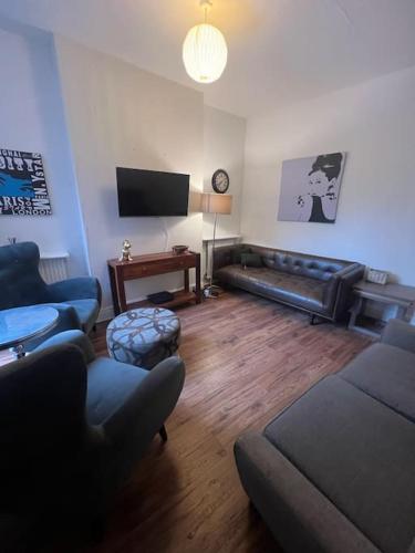 6 bed house - 12 minutes to City Centre, Birmingham (photo 6)