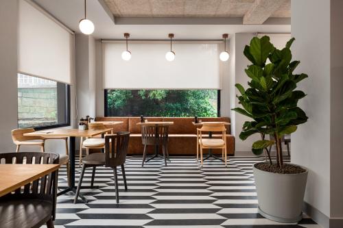 Holiday Inn Express Porto - Boavista by IHG, Porto