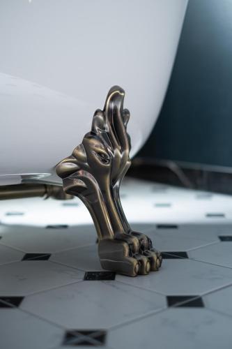 The Villa Apartments