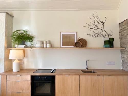 Salt Cliff Cottage - image 8