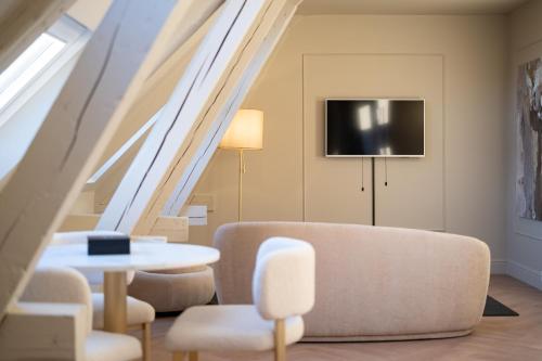 The Villa Apartments