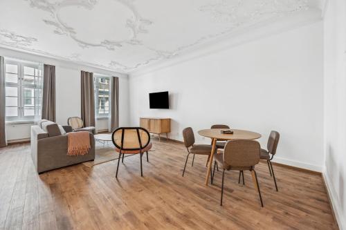 Limehome Basel Town Hall 2
