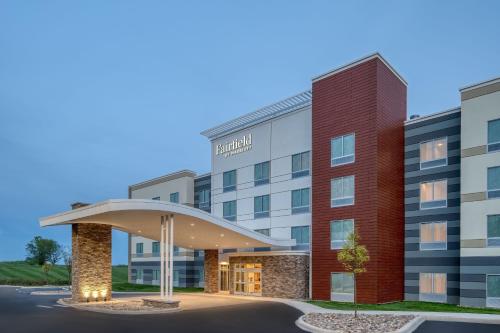 . Fairfield by Marriott Inn & Suites Shelbyville