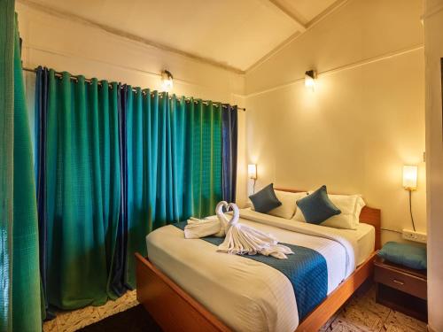 Standard 2-Bedroom Family Cottage image 2