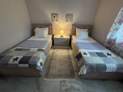 Downtown Deluxe Apartment