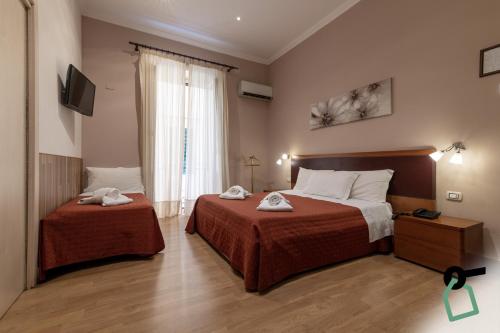 Triple Room room in HOTIDAY Room Collection - Palermo Politeama
