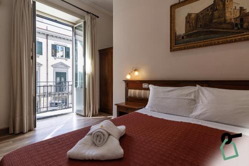 Double or Twin Room image 9