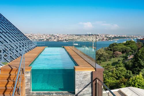 605975063 The Ritz-Carlton, Istanbul at the Bosphorus