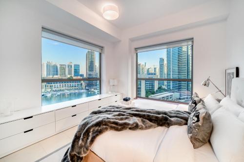 Elite 1 BR in JBR with Marina Views - main image