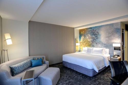 King Room with Sofa Bed