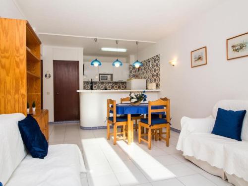 Old Town Apartment by Stay ici 5