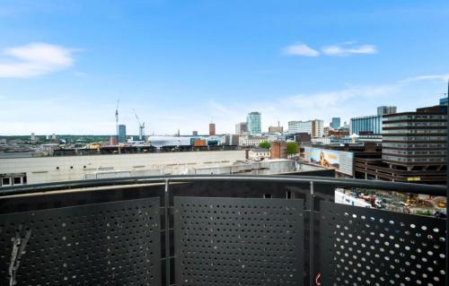 2 bedroom apartment with balcony and parking, Birmingham (fotografie 7)