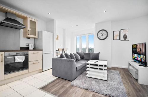 2 bedroom apartment with balcony and parking, Birmingham (fotografie 10)