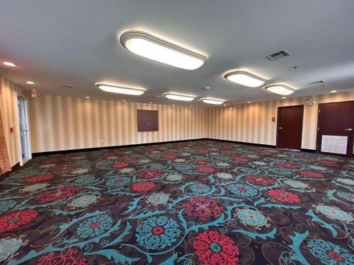 Express Inn Leesville Ft Johnson, SureStay Collection by Best Western in Leesville, USA