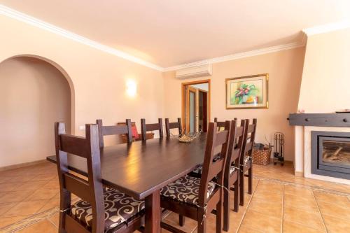 Villa Rocha Family villa Near Ocean Pool BBQ - image 4