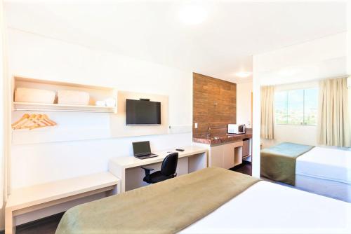 1 queen bed