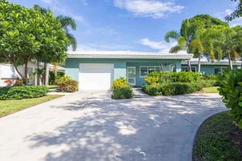 Nice and Comfort House 3bed 2 bath in Pompano Beach, USA