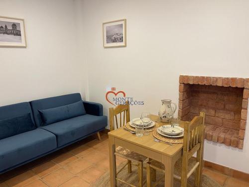 Monte Geracoes - Complete House - Heated pool - Typical Algarvian - close to Quinta Lago Vale Lobo a in Almancil Town Center