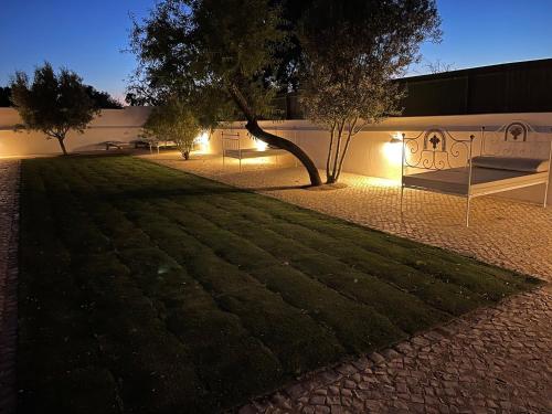 Monte Geracoes - Complete House - Heated pool - Typical Algarvian - close to Quinta Lago Vale Lobo a in Almancil Town Center