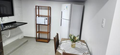 kit net em casa de família Florianópolis (kit net em casa de familia Florianopolis) in Itacorubi