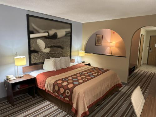 Super 8 by Wyndham Winfield-Quail Ridge Area - image 5