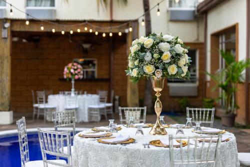 식음료(F&B), Comfort Inn Real San Miguel in 산 미구엘