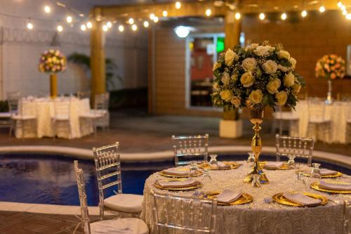 Вид, Comfort Inn Real San Miguel in Сан-Мигель