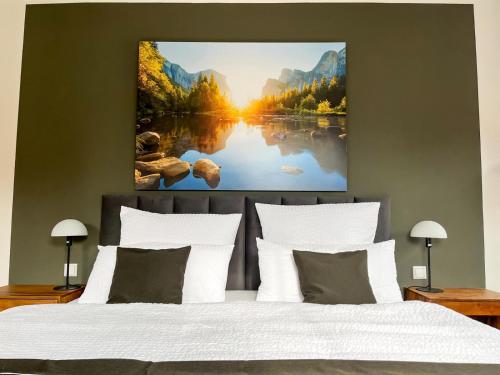 StayZen Holz & Hirsch Deluxe Hideaway zentral mit Parkplatz StayZen Holz & Hirsch Deluxe Hideaway zentral mit Parkplatz