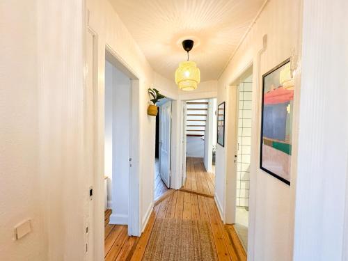 Spacious and modern house close to Arhus Center in Aabyhoj