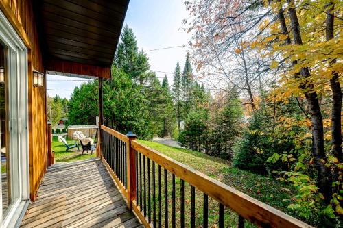 Le Alesund, 5BR avec SPA, PLAGE et embarcations in Sainte Lucie des Laurentides (QC)