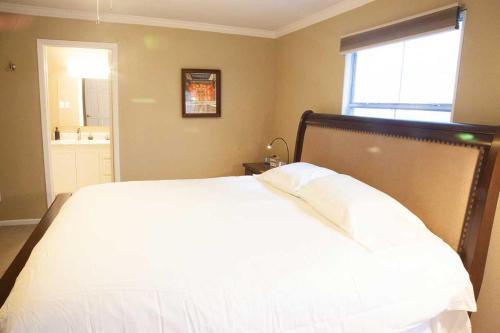 Three-Bedroom Premium Apartment room in Onyx Hotels