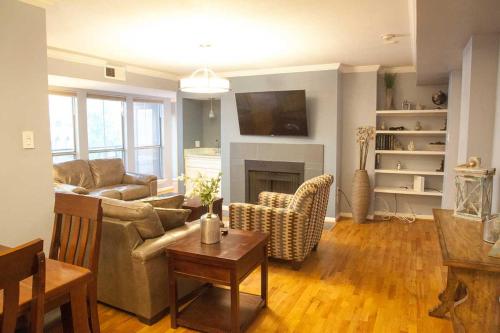 Three-Bedroom Premium Apartment image 5