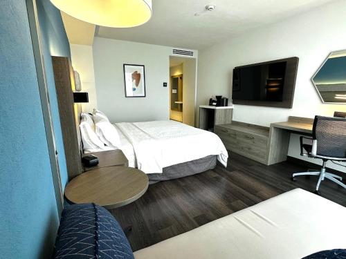 606034422 Holiday Inn Express Guadalajara Expo by IHG
