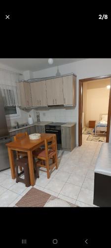 Όμορφο διαμέρισμα στο κέντρο Κοζάνης, για μια ευχάριστη διαμονή, Kozani (fotografie 5)