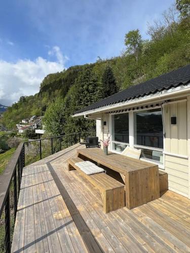 Terraza/balcón, Hus sentralt i øystese med privatliv in Oystese