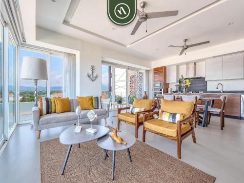 Beautiful Condo with Stunning Views - Pool - Gym in Puerto Vallarta, Mexico