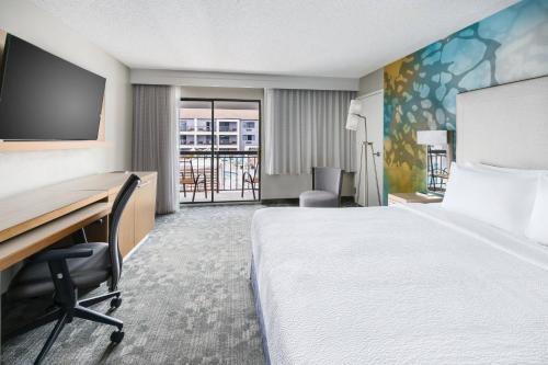 King Room with Balcony
