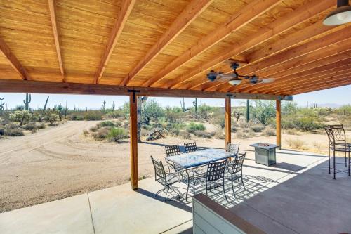 Secluded Marana Home with Viewing Decks and Privacy - image 10