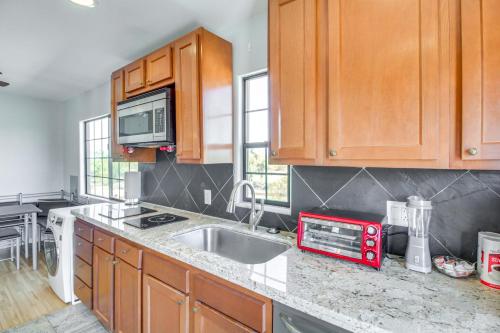 Secluded Marana Home with Viewing Decks and Privacy - main image