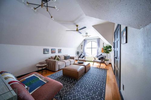 Onyx Hotels