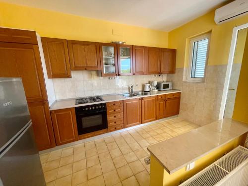 Ana Guest House - image 4