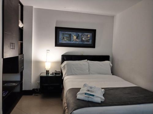 Standard Double Room image 4