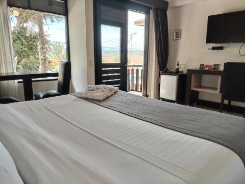 Superior Double Room image 3