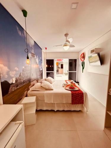Deluxe King Room image 8