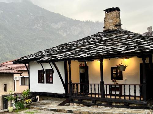 Exterior view, Туиковата къща The Tuikov House in Teteven