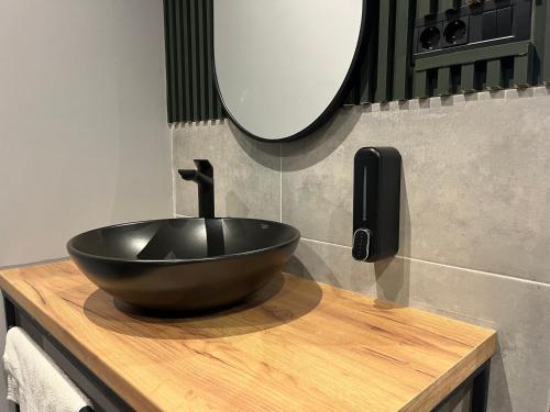 Mickitos Square Rooms and Apartments 5